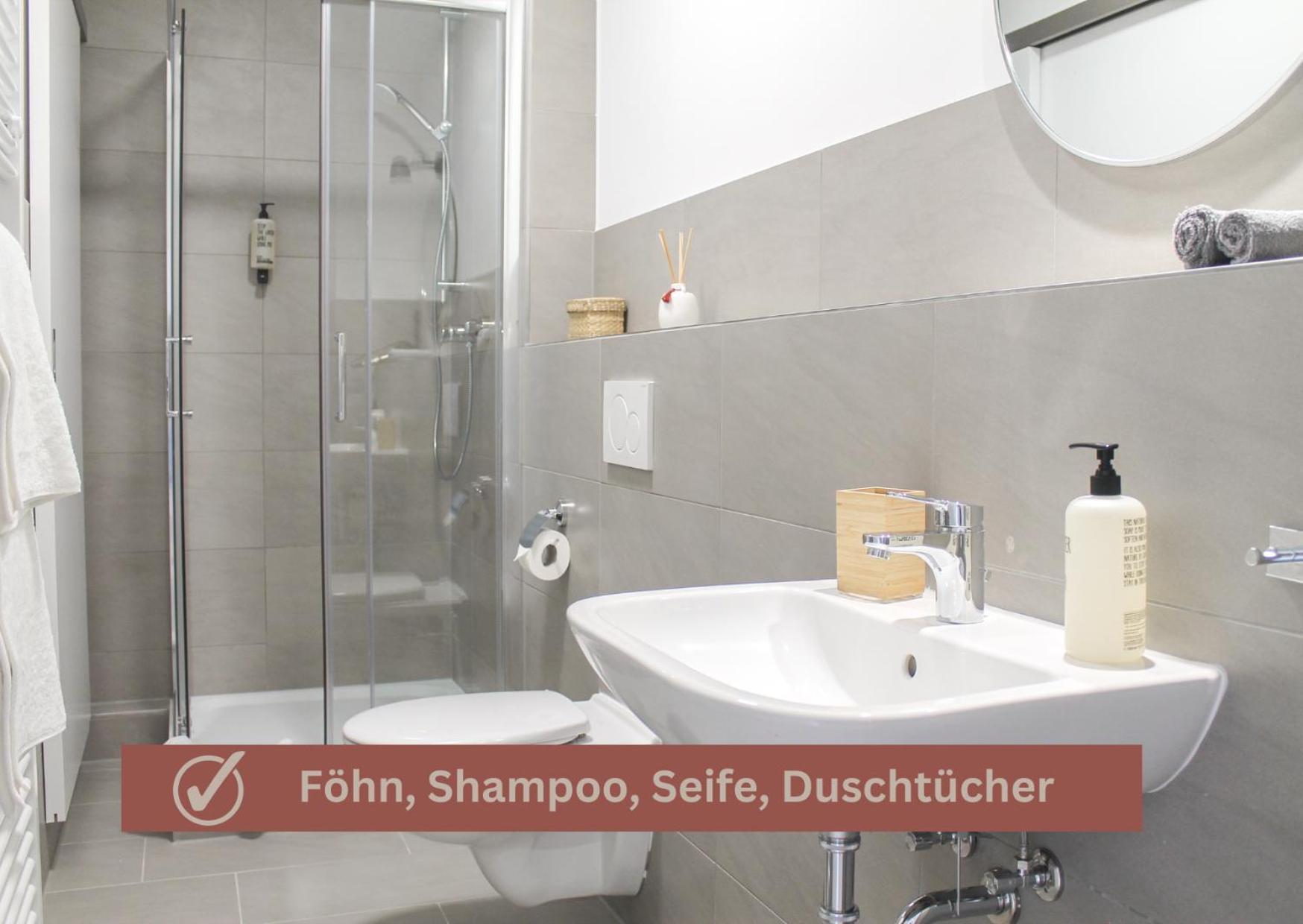 African-Style Apartment - Stadtnah, Parkplatz, E-Ladestation Fuer Auto & Fahrraeder, Gitterbox Fuer Fahrraeder, Fitnessstudio 코블렌츠 외부 사진